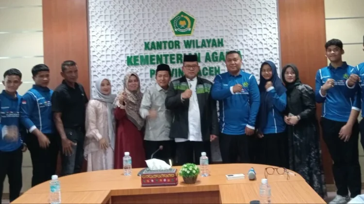 Kakanwil Kemenag Aceh Lepas Tim Robotik ke Malaysia