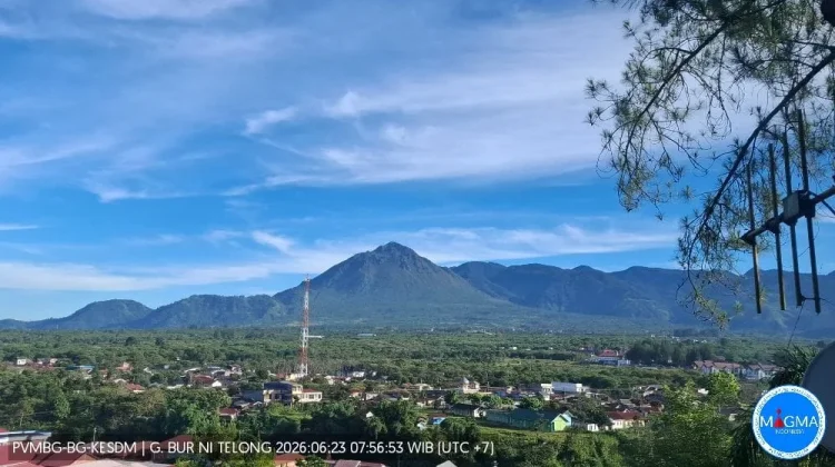 Gunung Bur Ni Telong Masih Level II, Tercatat Dua Gempa Vulkanik Dalam