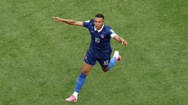 Mbappe Bersinar, Prancis Libas Irak 3-0