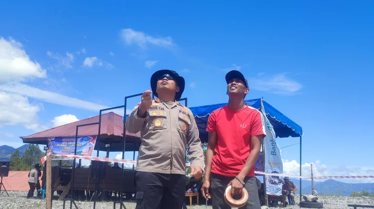 Kapolres Bener Meriah Ikut Terbangkan Layang-Layang Tunang
