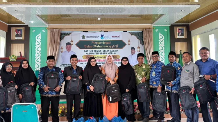 Kemenag Bener Meriah Salurkan 100 Paket Bantuan untuk Yatim dan Disabilitas