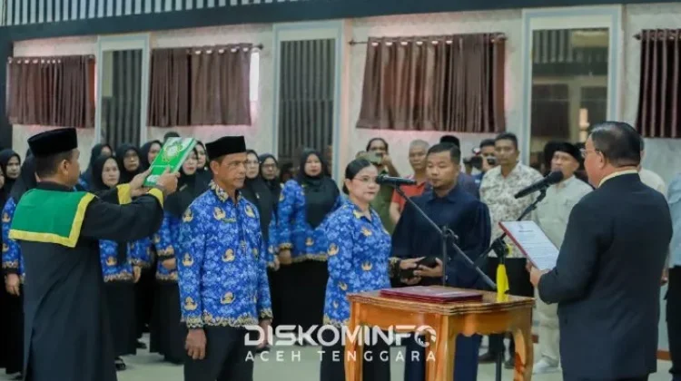 Bupati Aceh Tenggara Lantik 55 Kepala Sekolah