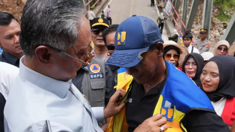 Apresiasi Warga Bener Meriah, Kemen PU Percepat Perbaikan Jembatan Enang Enang
