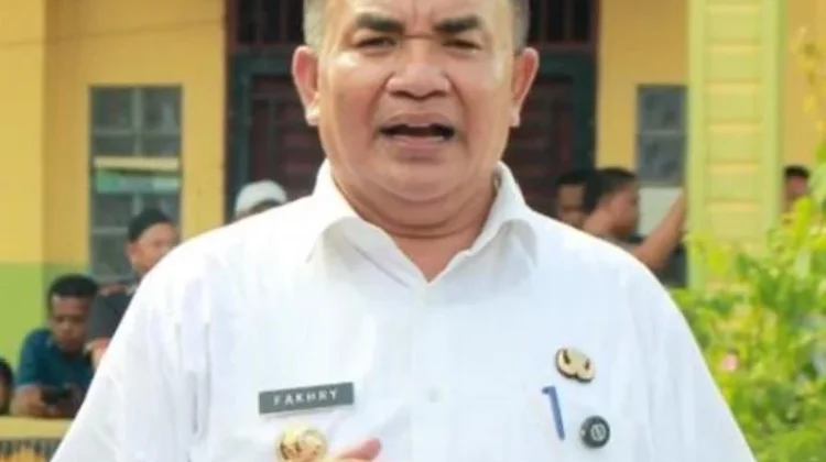 Bupati Aceh Tenggara Ajak Ayah  Antar Anak di Hari Pertama Sekolah
