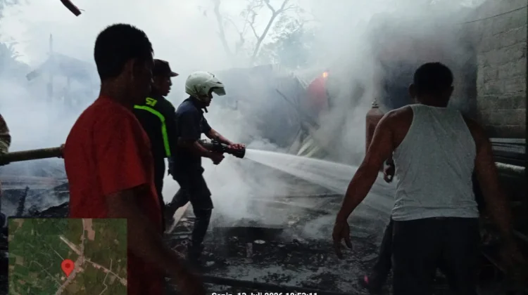 Dua Rumah Warga Terbakar di Desa Pemango Bener Meriah