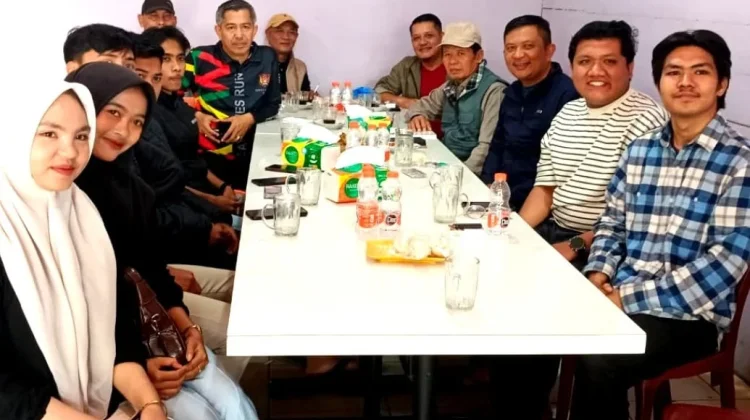Mahasiswa PSDKU USK Gayo Lues dan Bupati Bahas Pemulihan Pascabencana