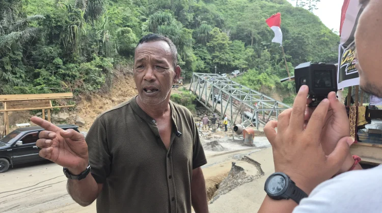 Donasi Ditutup, Perbaikan Jalan Enang Enang Masih Berlanjut