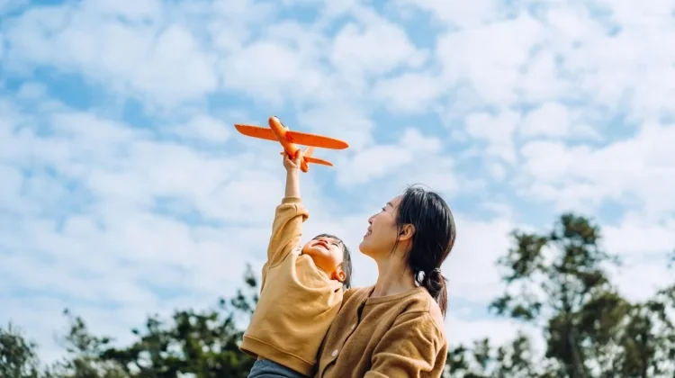 Rutinitas Harian Melatih Kemampuan Bicara Anak