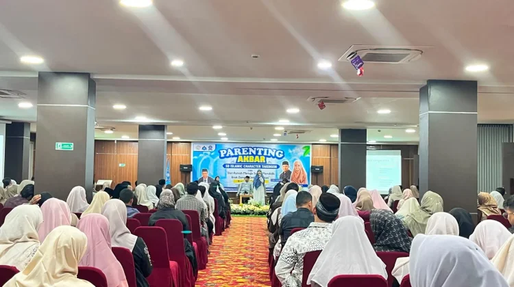 Parenting Akbar SD Islamic Character, Mendidik Anak dengan Cinta
