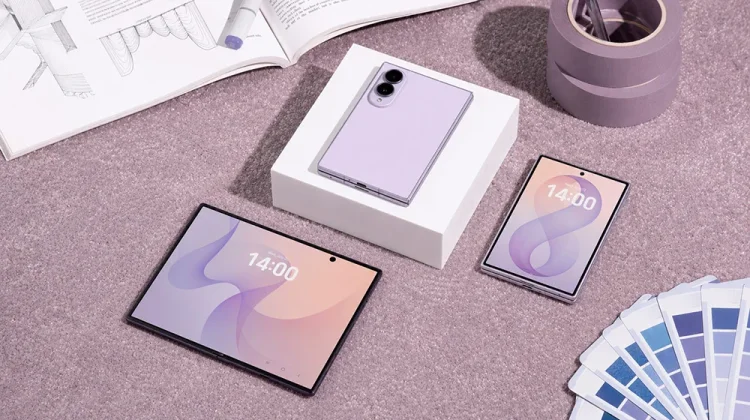 Ponsel Lipat Samsung Z Fold 8 Dominasi Pasar, Stok Terbatas