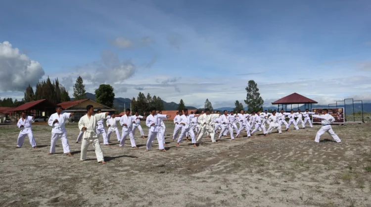 Jelang UKP, 58 Personel Polres Bener Meriah Ikuti Latihan Bela Diri Polri