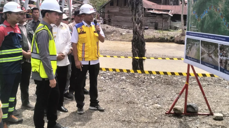 Wapres Gibran Tinjau Jembatan Lumut, Dorong Percepatan Pemulihan Infrastruktur
