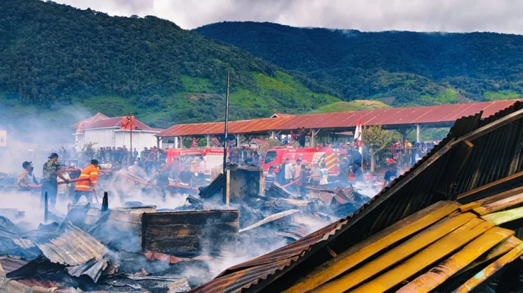 Kebakaran Pasar Jagong Jeget, Pemerintah Dirikan Posko dan Dapur Umum