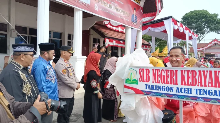 Wakapolres Aceh Tengah Hadiri Kegaitan Karnaval Pawai Budaya HUT RI