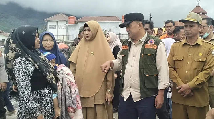 Tinjau Lokasi Kebakaran Pasar Jagong Jeget, Wabup Minta Semua Korban Terdata