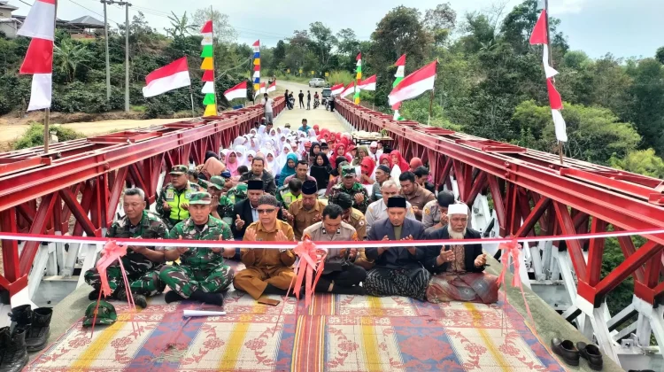 Jembatan Bailey Bintang Permata Diresmikan