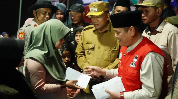 Baitul Mal Aceh Salurkan Rp359,95 Juta untuk Korban Kebakaran Jagong Jeget