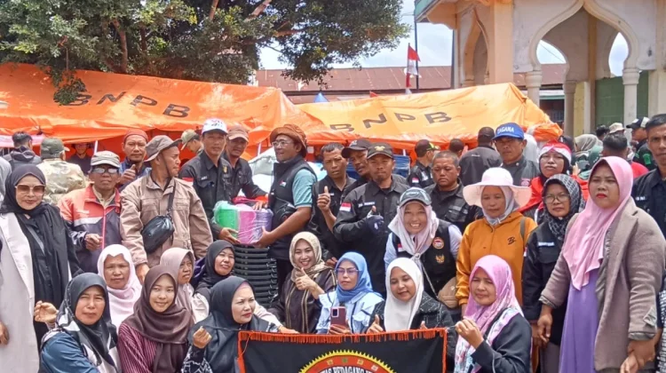 LKPK Bener Meriah Salurkan 79 Paket Bantuan untuk Korban Kebakaran di Jeget Ayu