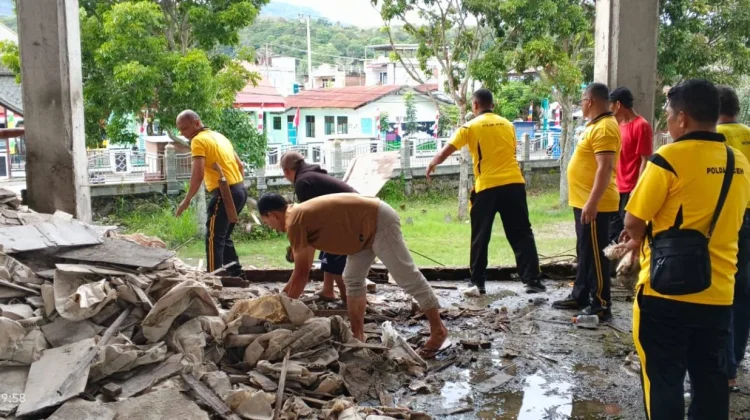 Polres Bener Meriah Hidupkan Semangat Gotong Royong Jelang HUT RI