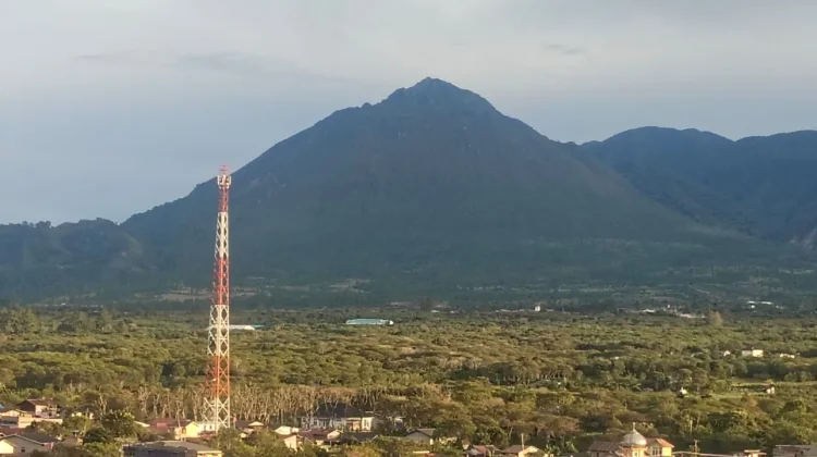 Gunung Bur Ni Telong Tetap Level II Waspada, Tiga Gempa Tektonik Jauh Tercatat