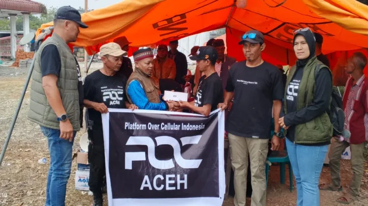 POC Aceh Salurkan Bantuan untuk Korban Kebakaran Jeget Ayu