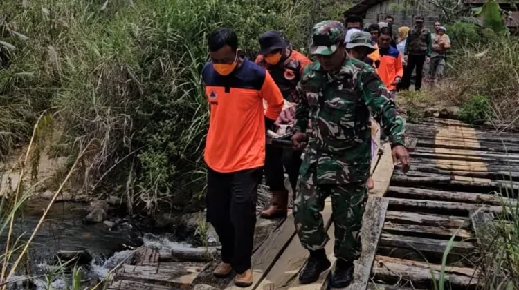 Tiga Tahun Alami Kelumpuhan, Mustahiq Akhirnya Dirujuk ke RSUD Datu Beru