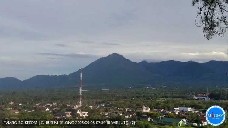Gunung Bur Ni Telong Masih Level II, Aktifitas Pendakian Belum Diizinkan