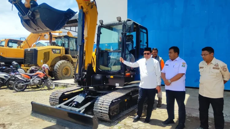 Pemkab Aceh Tengah Beli Excavator Mini Sumber Bantuan Sumut