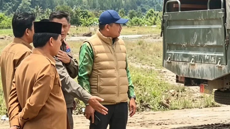 Bupati Gayo Lues Minta Balai Wilayah Sungai Bangun Tanggul Permanen