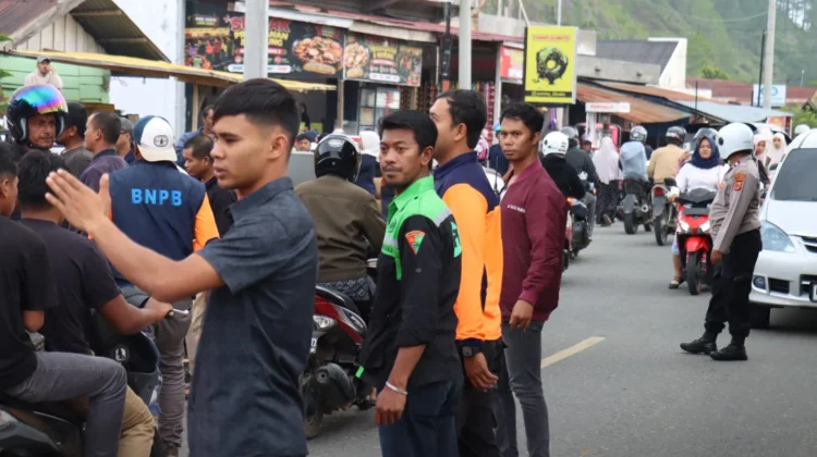 RAPI Lokal 18.01 Bebesen Bantu Komunikasi Kebakaran di Desa Tansaril