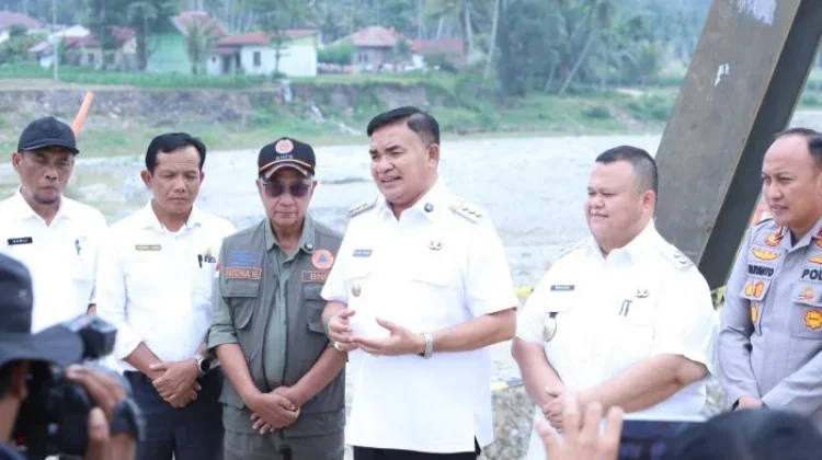Tim BNPB dan Bupati Agara Pantau 14 Titik Alur Sungai
