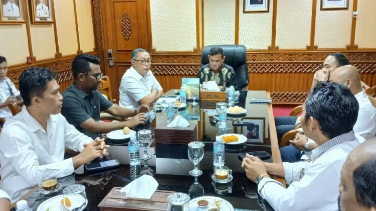 Wagub Dek Fadh Terima Kunjungan FPRMI Aceh