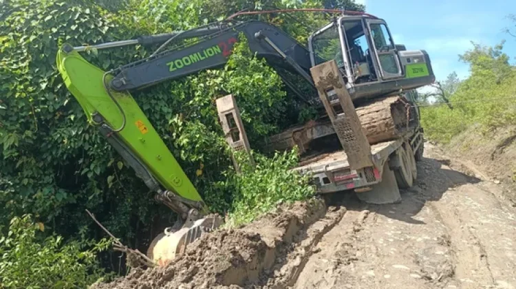 Excavator Penanganan Kebencanaan Ditarik, Warga Minta Penjelasan