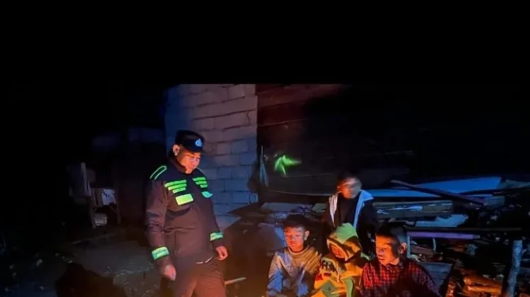 Polsek Bukit Patroli Malam Jaga Kamtibmas Kondusif