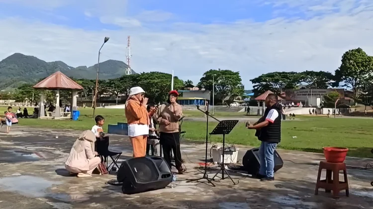 Live Music Bikin Omzet UMKM di Lapangan Musara Alun Meroket