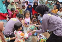 Mahasiswa STIK-PTIK Salurkan Daging Meugang di Takengon