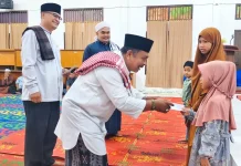 Kemenag Gayo Lues Santuni Anak Yatim dan Gelar Buka Puasa ASN