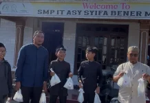 SMP IT Asy-Syifa Bener Meriah Gelar Aksi Berbagi Takjil