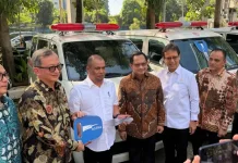 Pemda BM Terima Hibah Ambulan dari Kemenkes