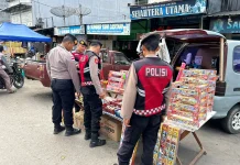 Satlantas Aceh Tengah Amankan Lalin di Pusat Perbelanjaan