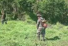 Babinsa Koramil 04/PRG Gotong Royong Bersama Masyarakat Siapkan Lahan KDKMP