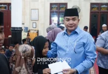 Bupati Aceh Tenggara Serahkan Bantuan THR Untuk 25 Anak Yatim dan 25 Dhuafa