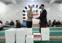 Tim Safari Ramadan Polres Bener Meriah Salurkan Bantuan