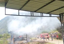 Api Lahap Rumah dan Usaha BBM di Genuren, Pemilik Luka Bakar