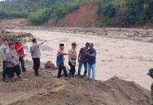 TNI-Polri Patroli Dugaan Tambang Ilegal di Linge