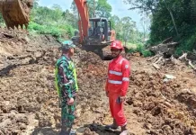 Turunkan Alat Berat, Nindya Karya Buka Akses Jalan Pantan Kemuning