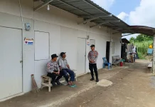 Polisi Monitoring Warga Terdampak Bencana di Huntara Gajah Putih