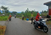 Polsek Pintu Rime Gayo Gelar Strong Point Pagi, Atur Lalu Lintas