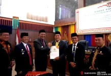 DPRK Gayo Lues Serahkan Rekomendasi LKPJ 2025