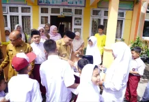 Wabup Muchsin Tinjau Kegiatan Pengajaran di SDLB